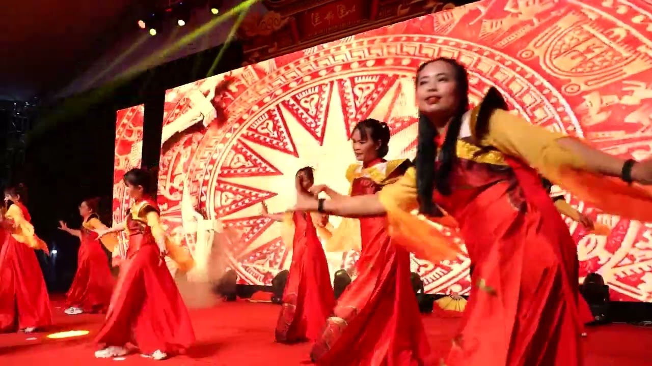 4 tháng 3, 2026haof khí việt nam( th... múa chẻ lịch động)