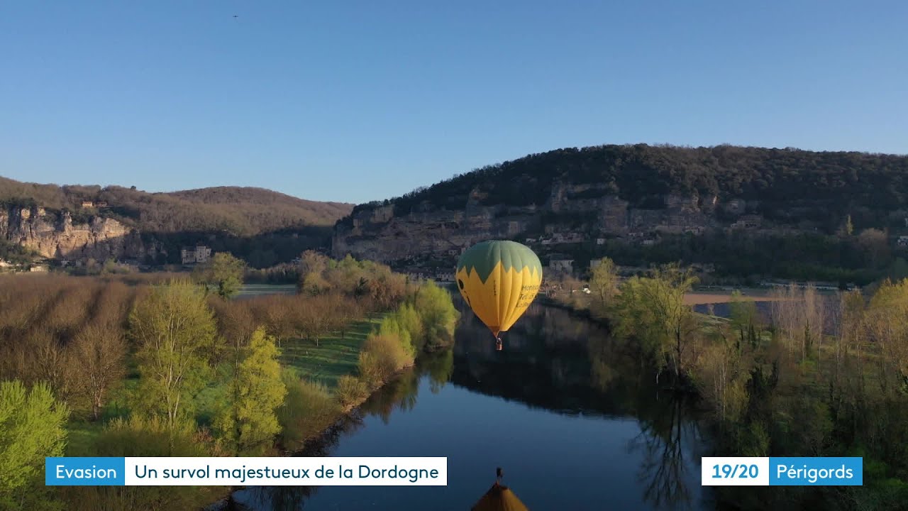 Un survol de la Dordogne en montgolfière