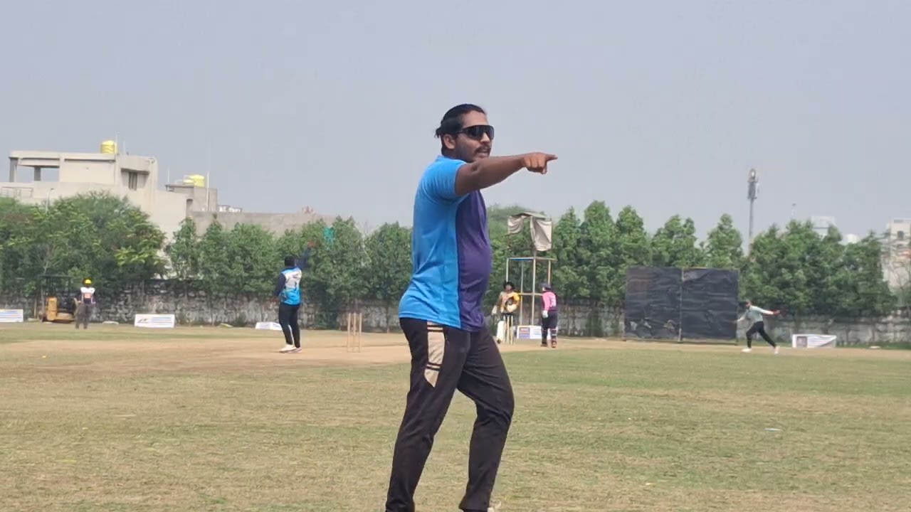 We R XI vs NAGPUR PARSI GYMKHANA Part 3