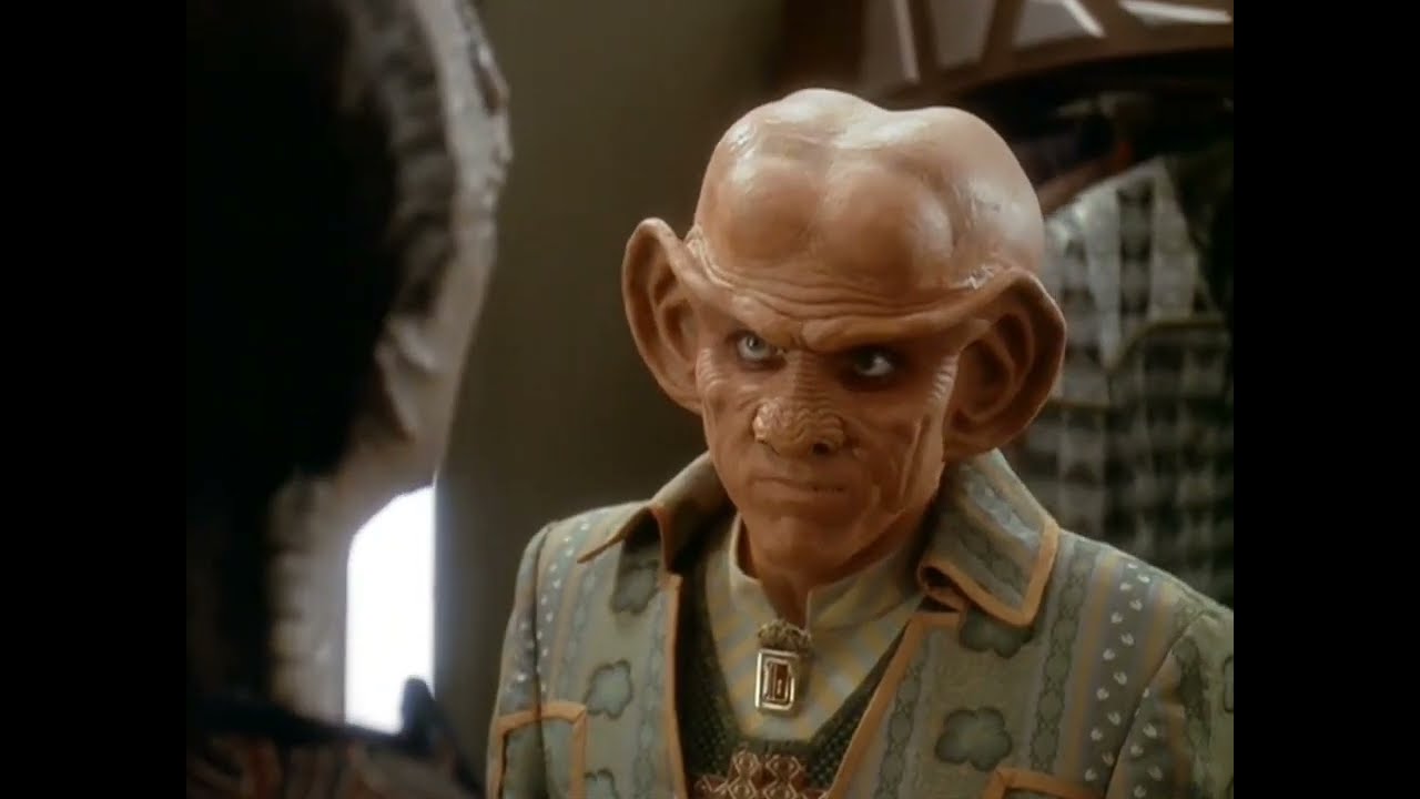 Andrew Robinson (Andy Robinson) in Deep Space Nine, S4. E24 - Body Parts (1996)