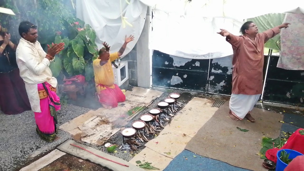 Kali Puja at trois boutiques( part 2) by Guruji Avinash with Dakshineshwari Maha Kali group