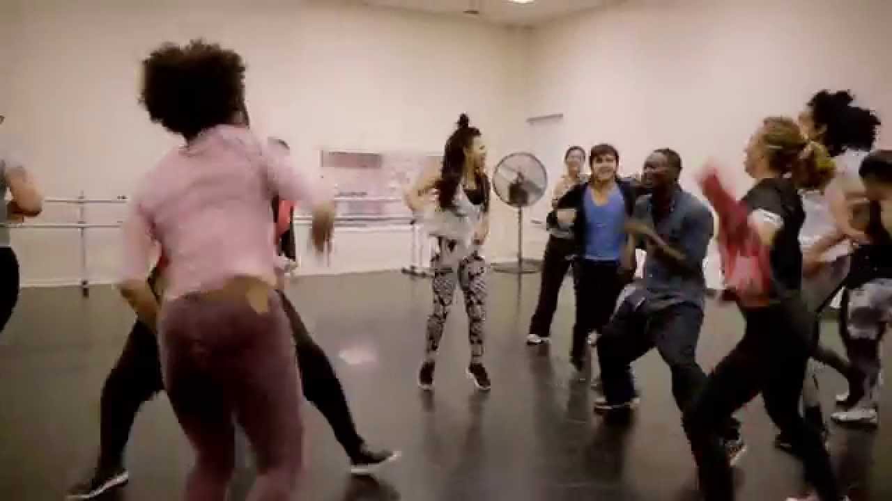 Sabrina Naz: Soca Class | MACHEL MONTANO - Jumbie