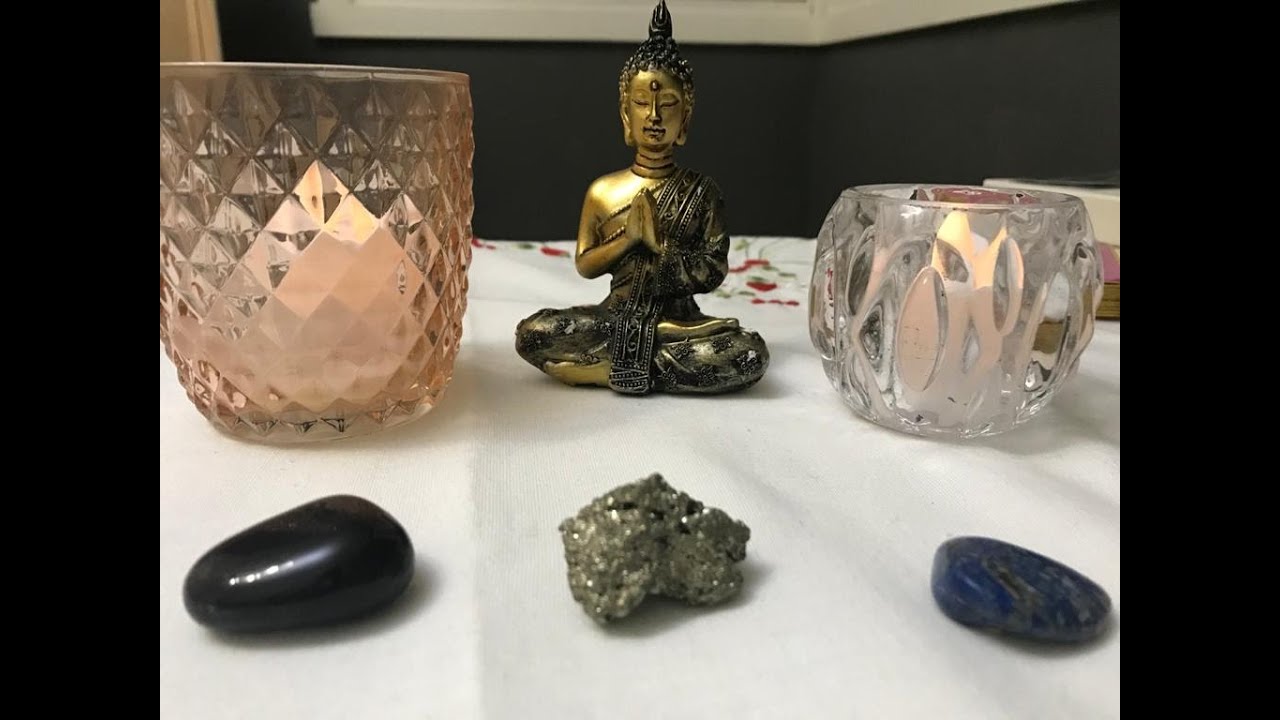 Tarot responde :Estou conhecendo uma pessoa,vai dar namoro?Tem o coraçao livre?🔮Whats 51 99661-1874