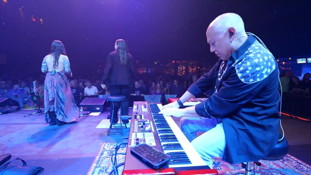 Jerry's Middle Finger - Tore Up (Live From Brooklyn Bowl Las Vegas)