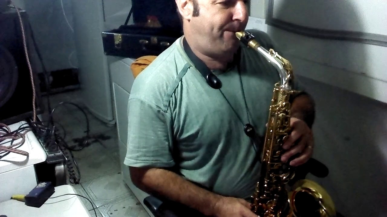 Hino 245 CCB Sax alto no soprano