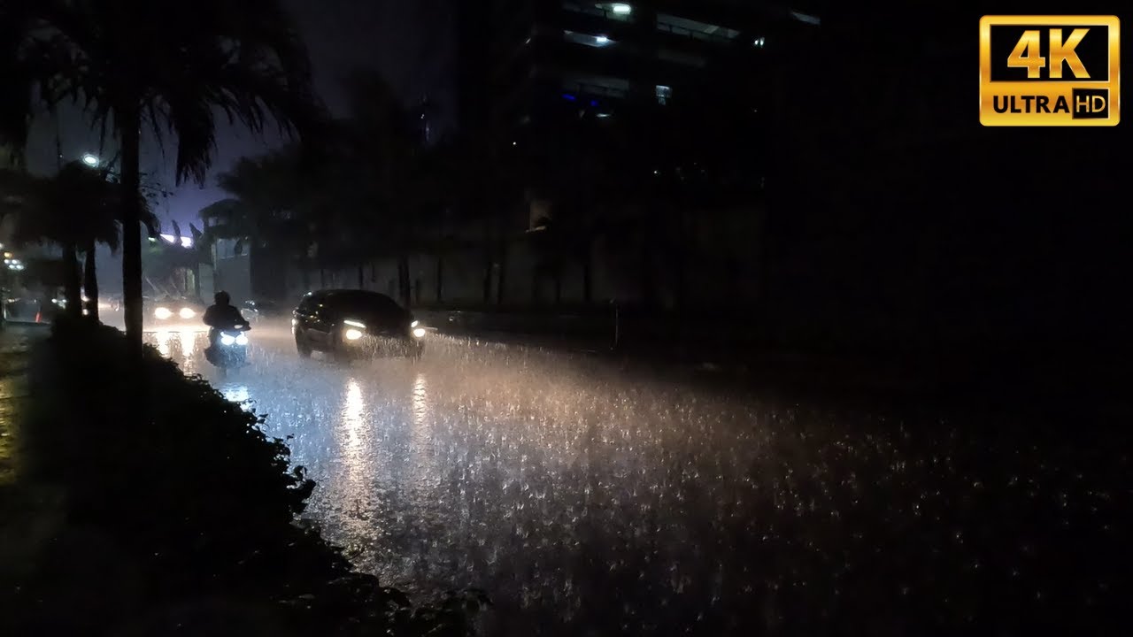 Walking In Heavy Rain At Night In Jakarta, Indonesia [4K Ultra HD]