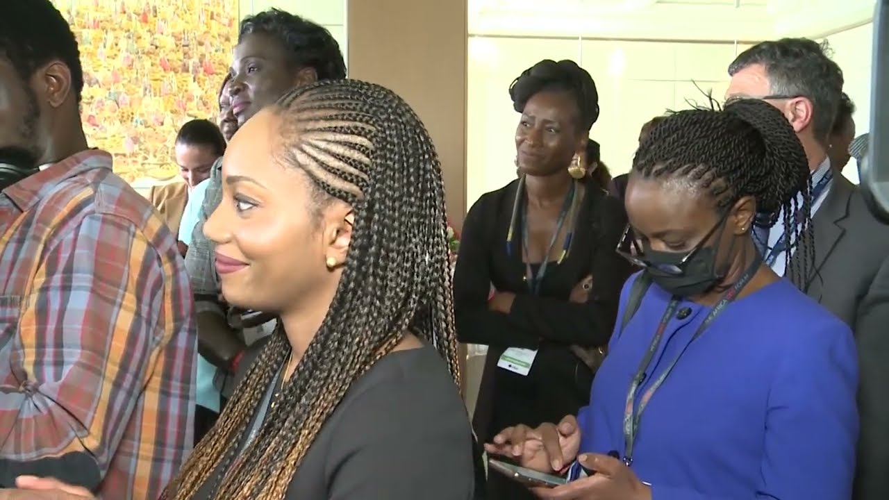 Africa CEO Forum 2022 : la Première Dame Dominique Ouattara échange avec les femmes d’affaires