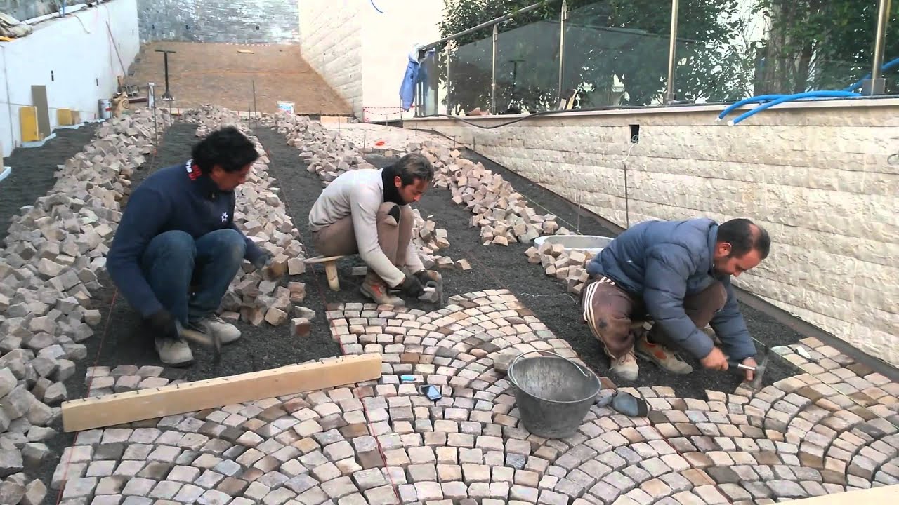 PLM come riparare pavimenti in pietra naturale (posa di dadi,sampietrini,selciato)Svizzera,Ticino,CH