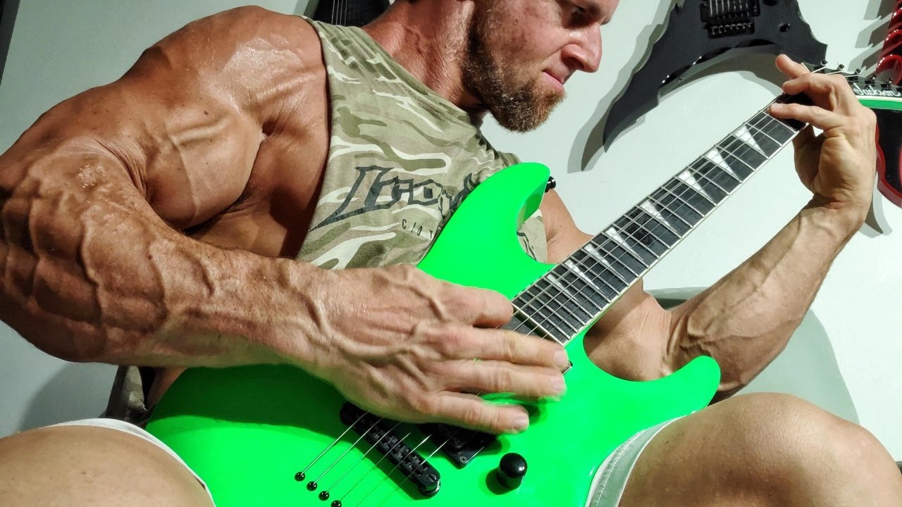 10 Riffs 10 Guitars