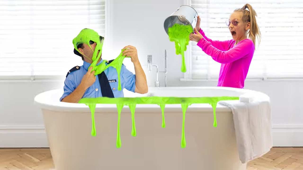 Amelia, Avelina and lots of slime adventure!