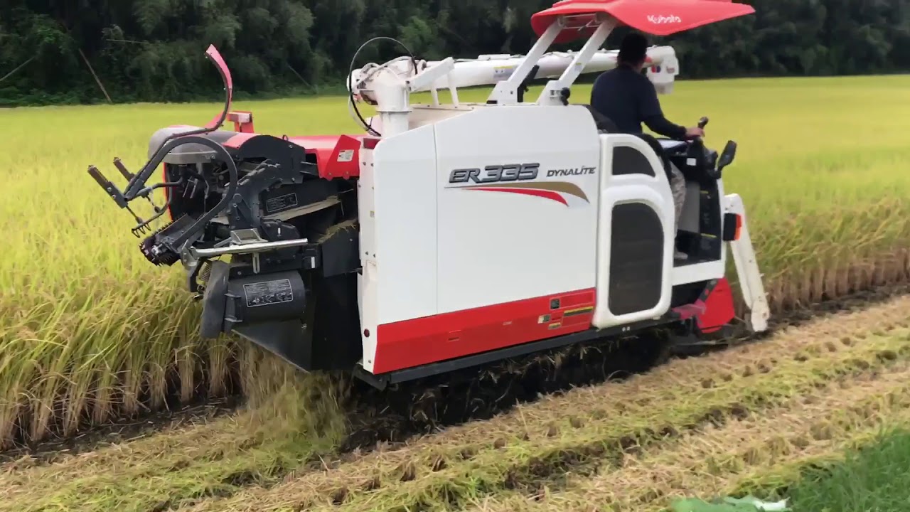 Amazing Rice Harvester in Japan
