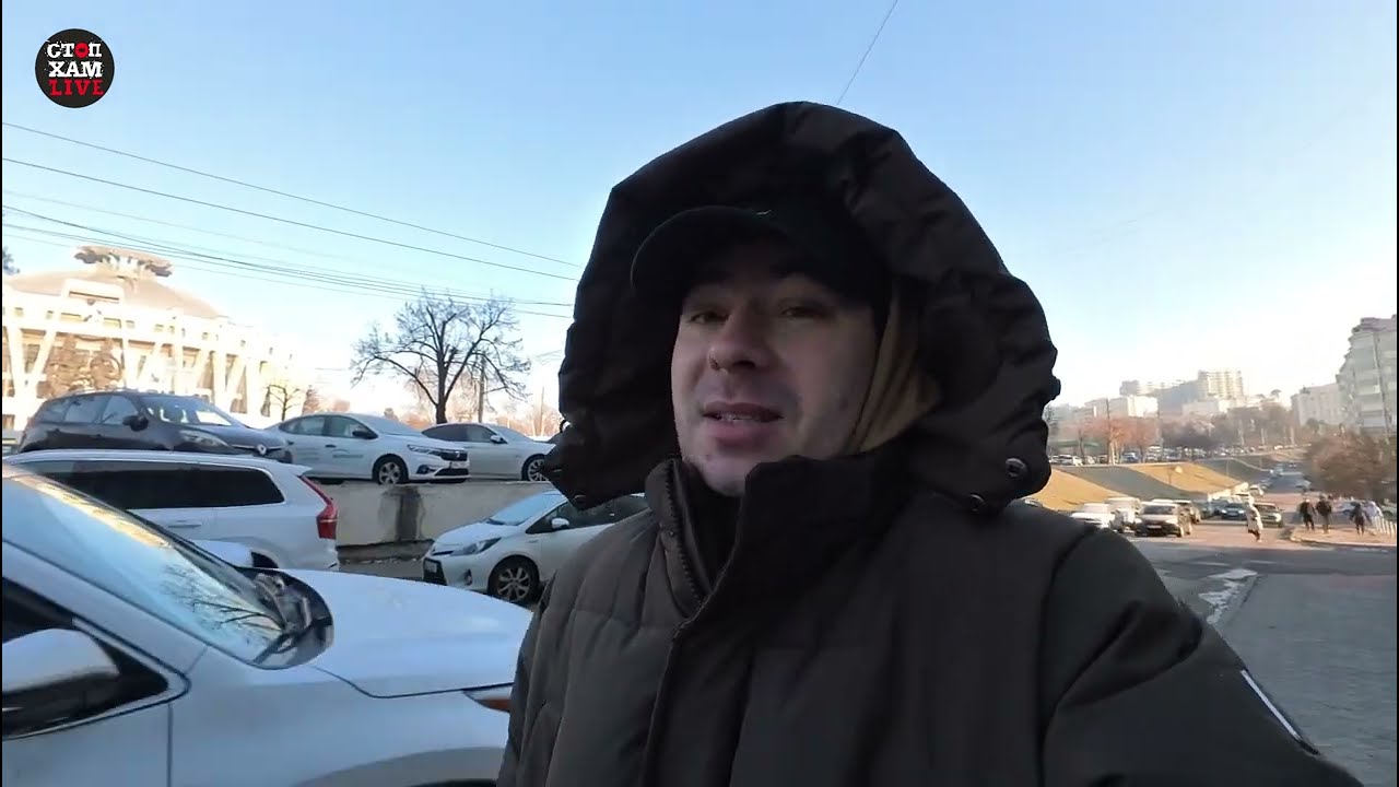 Денег нет, но вы держитесь