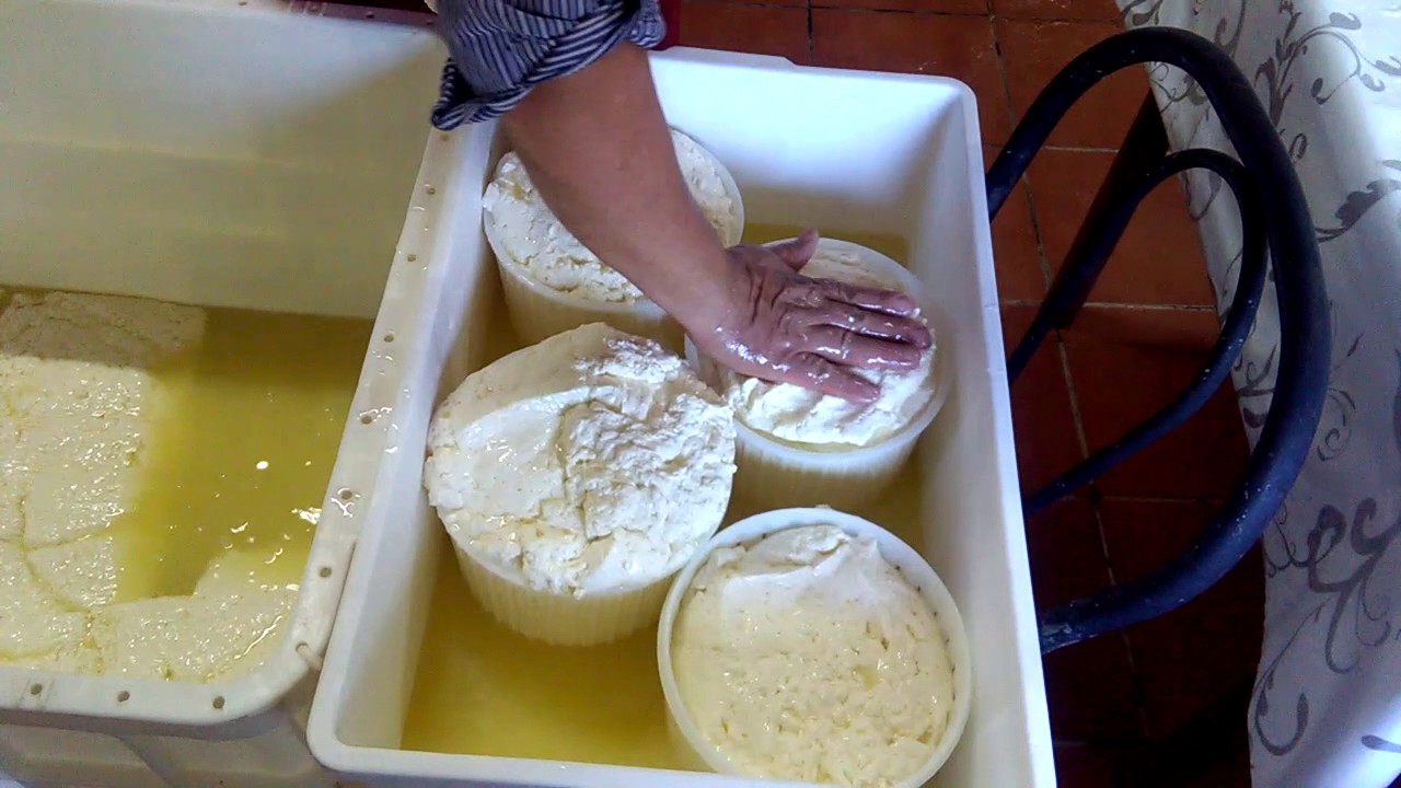 TRADIZIONI IBLEE, FORMAGGIO CANESTRATO,