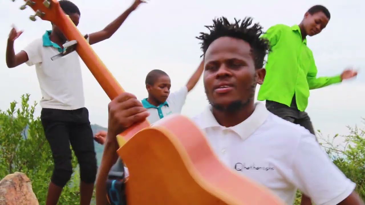 Iqhathanzipho LasoPhongolo  - Ulixoki (Official Music Video)