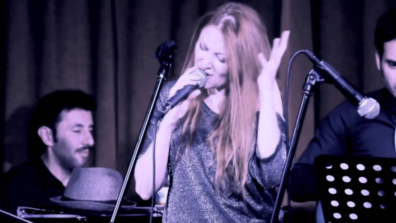VALENTINA MATTAROZZI - REVEREND LEE