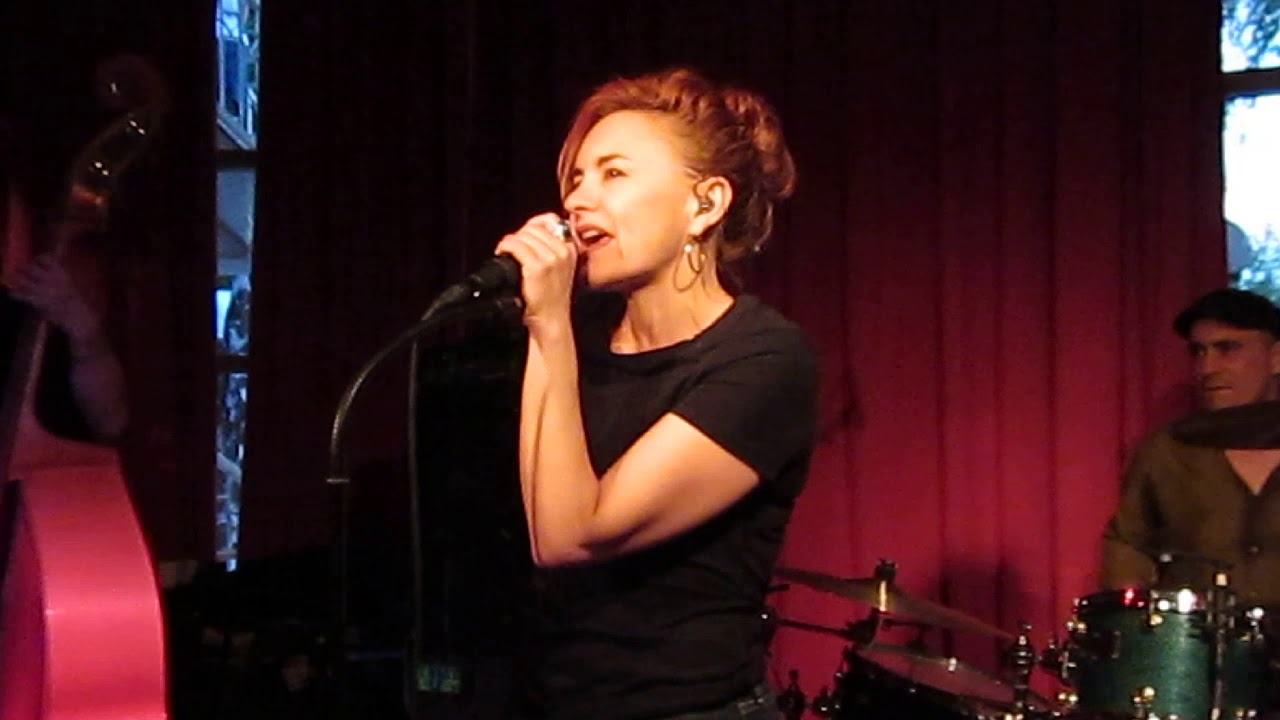Hillbilly Moon Explosion -  Chick habit, Live in Finland 2013