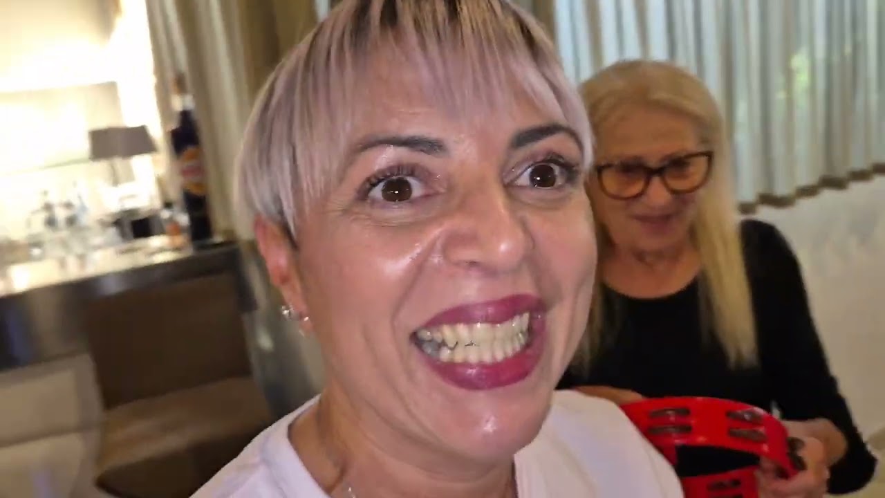 TANTISSIMI AUGURI  MICHELE per i tuoi Splendidi  80  compagnia Di Enza Ganà 