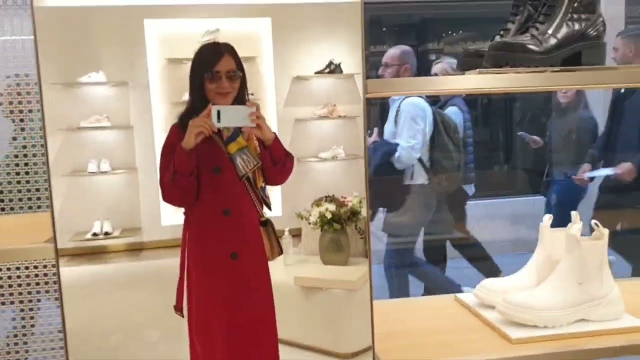 Италия Жасмин в  Венеции Dior ,осенняя коллекция