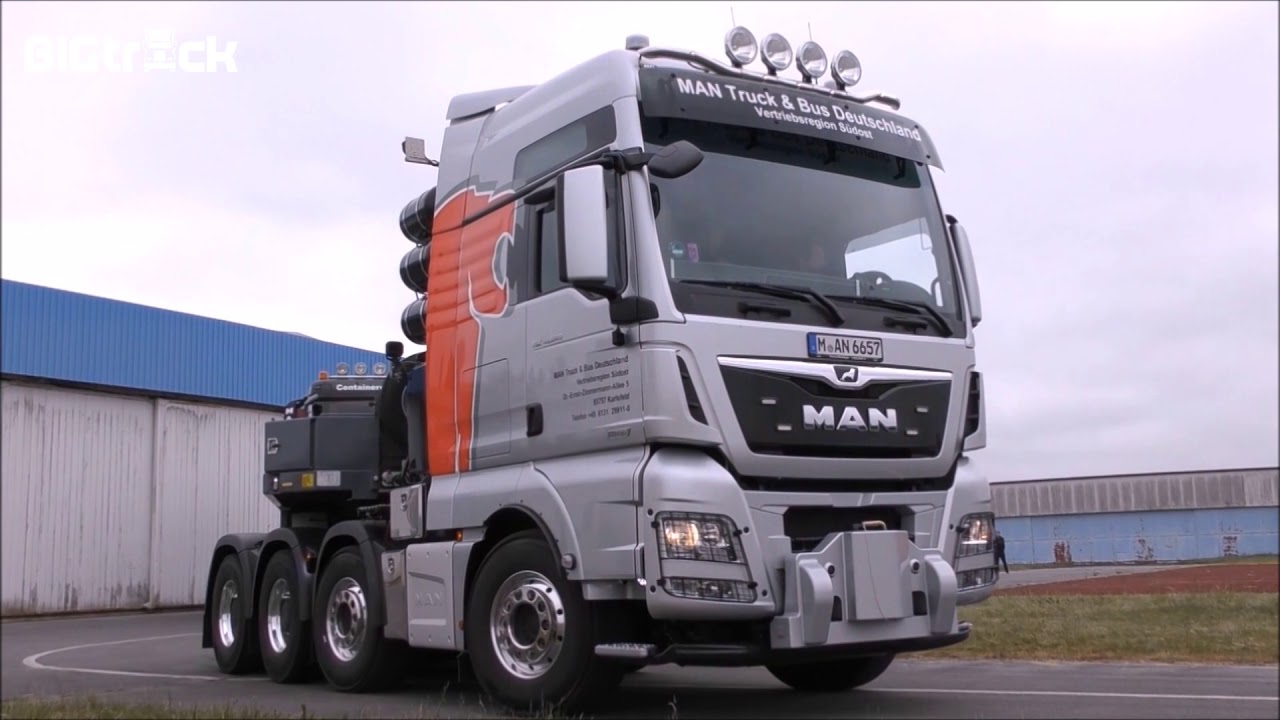 MAN with Broshuis SL2