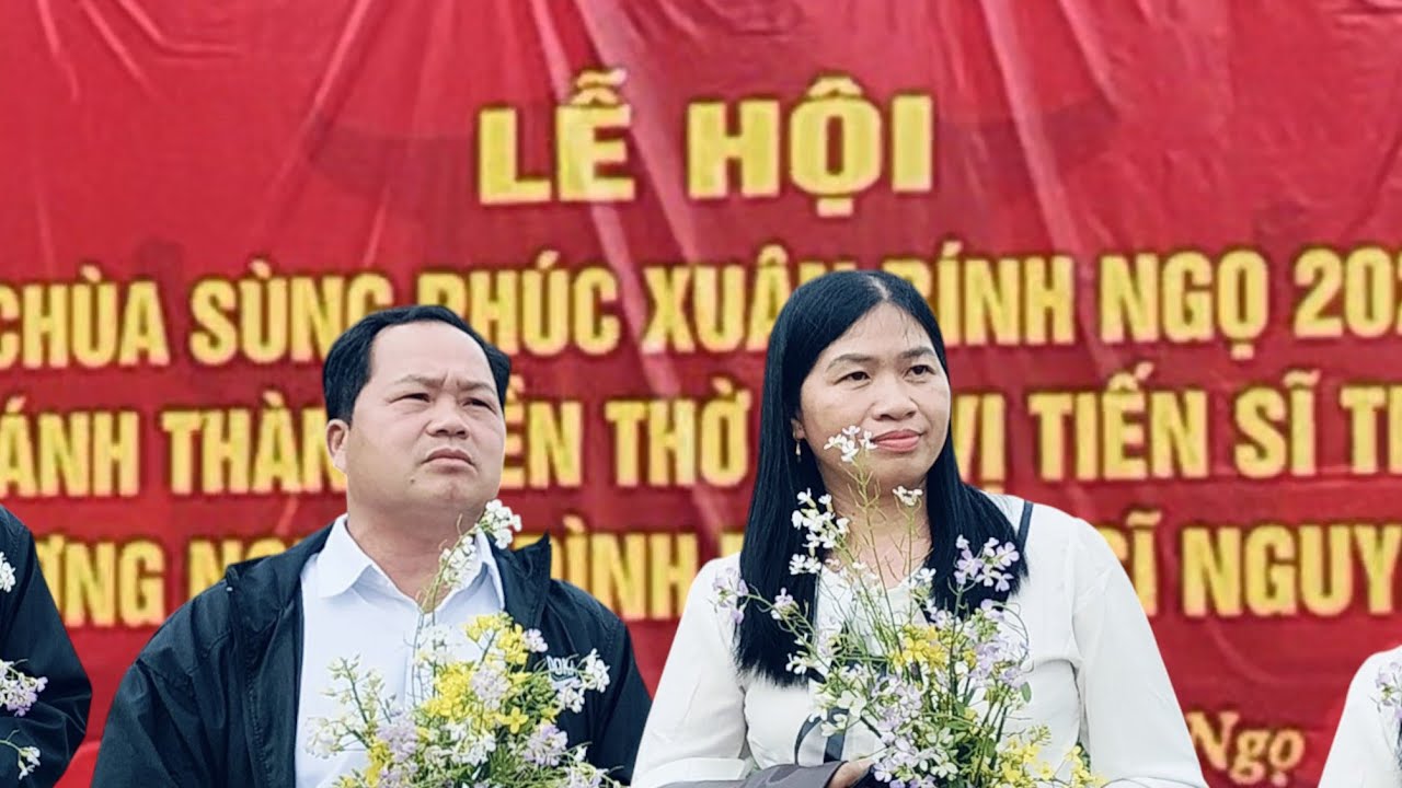 Hoàng Ngọ & Lưu Ngoan hát đối đáp ngày hội chùa sùng Phúc.@MuitrieuanhTV1444 