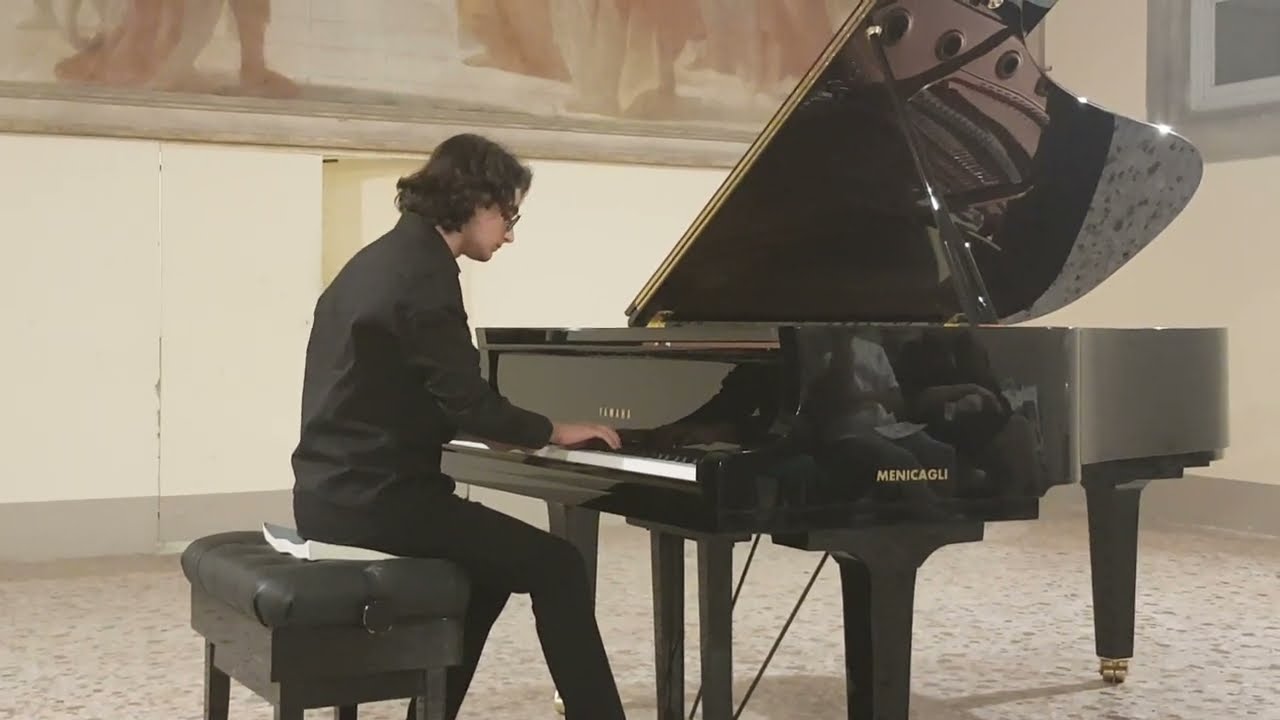 Matteo Pierro suona Bach Preludio e fuga in DO# min - Concerto Gala Masterclass PIETRO RIGACCI 2023