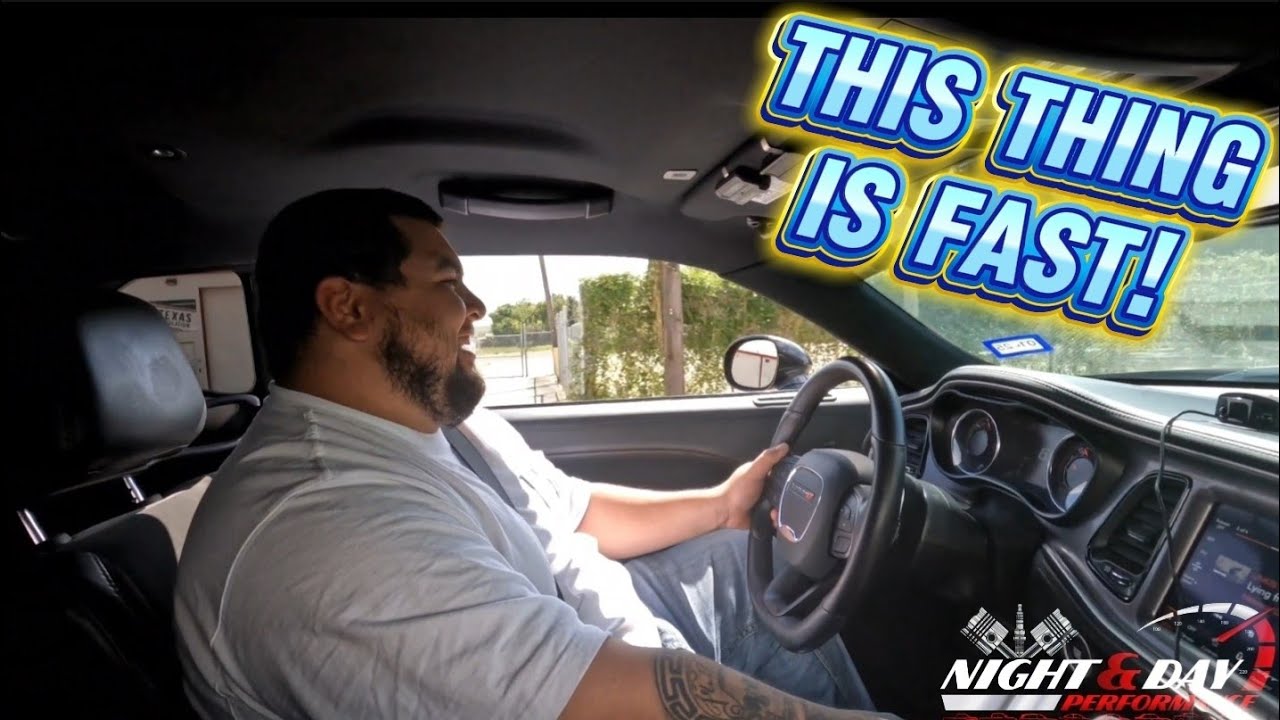 426 HEMI DODGE CHALLENGER RIPS ON THE DYNO AND THE STREET!