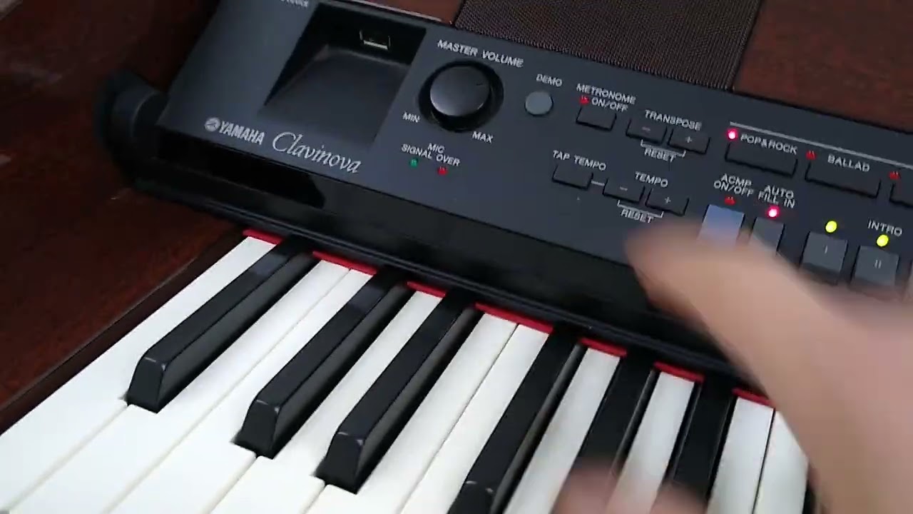 Yamaha Clavinova CVP-505PM in polished mahogany stock number 22237