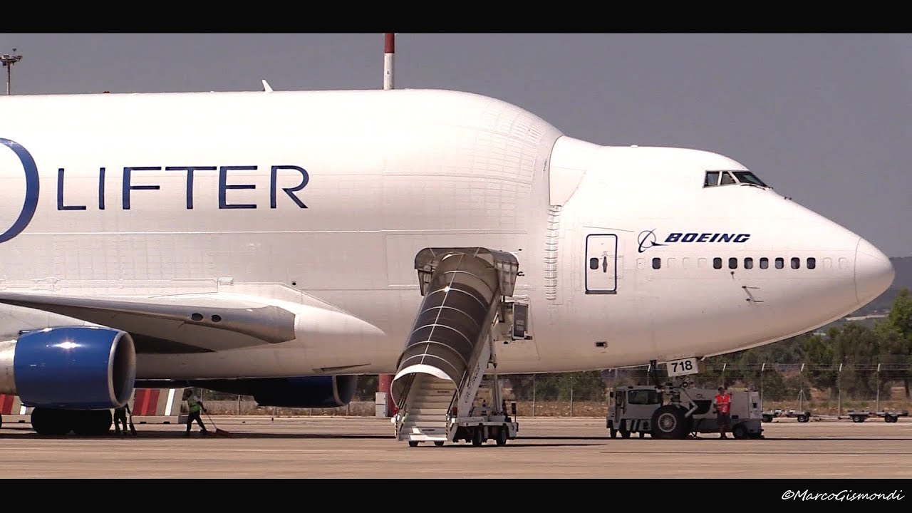 Boeing 747-400 LCF Dreamlifter - landing / takeoff @ Taranto Grottaglie Airport (08/2017)