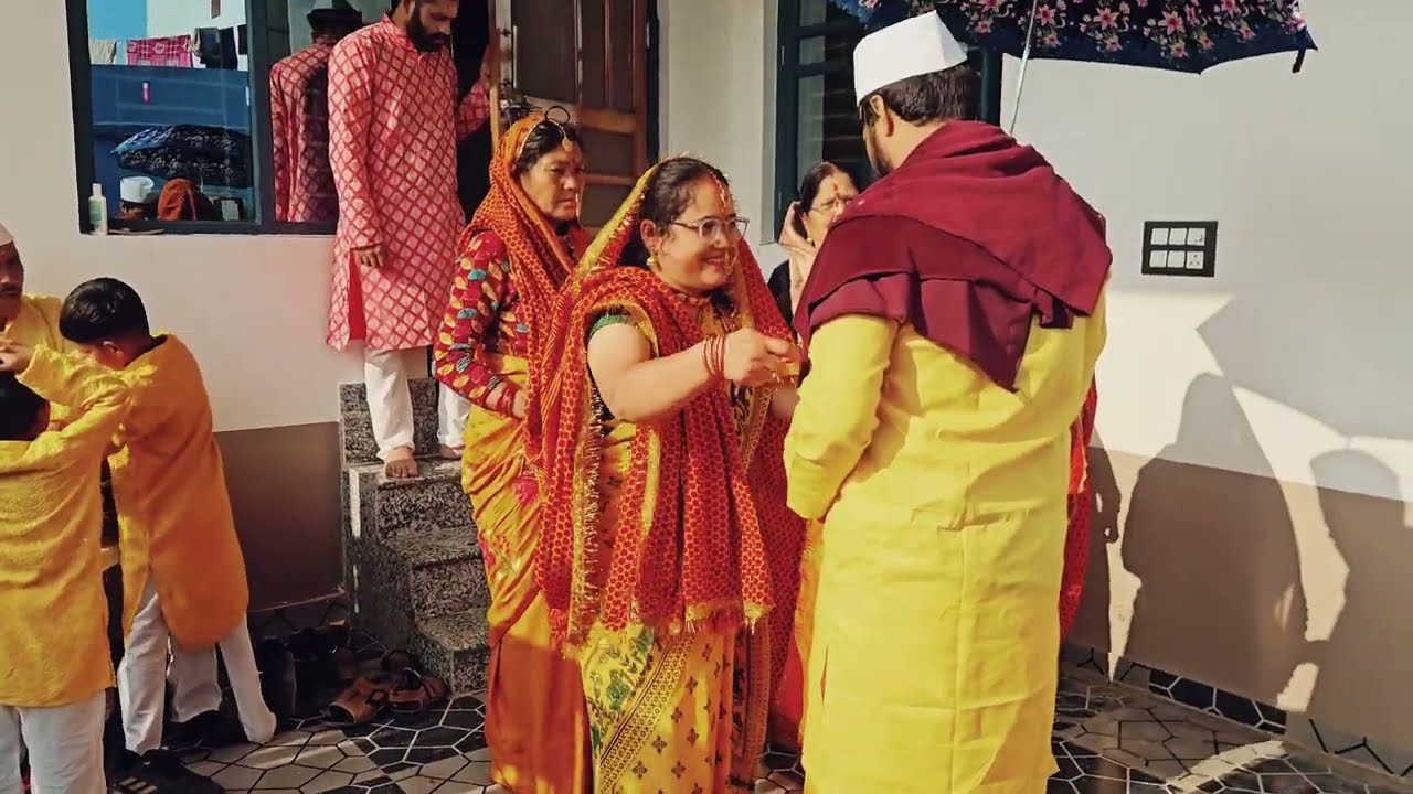 Aaj kal sab kaam shortcut hobrahe hai 😎 Dulhe ka #janeusanskar #dailyvlog  ♡LaspalFamily