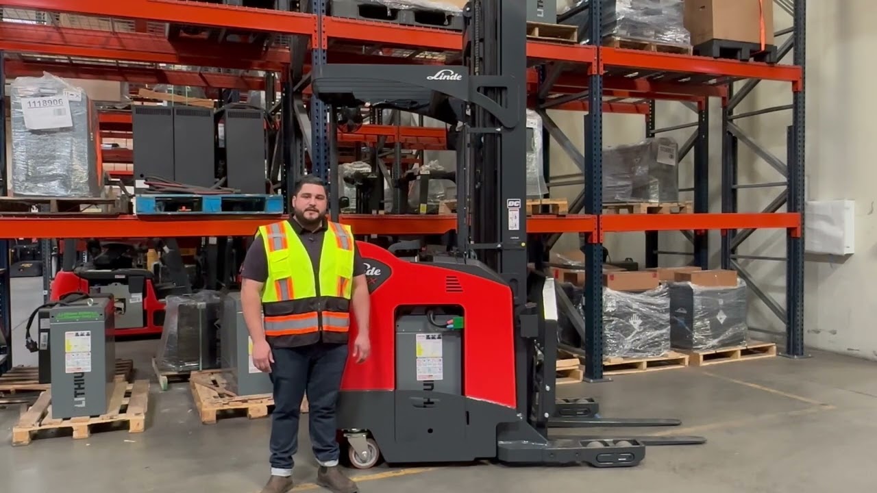 Linde 5195 Stand Up Reach Forklift Familiarization
