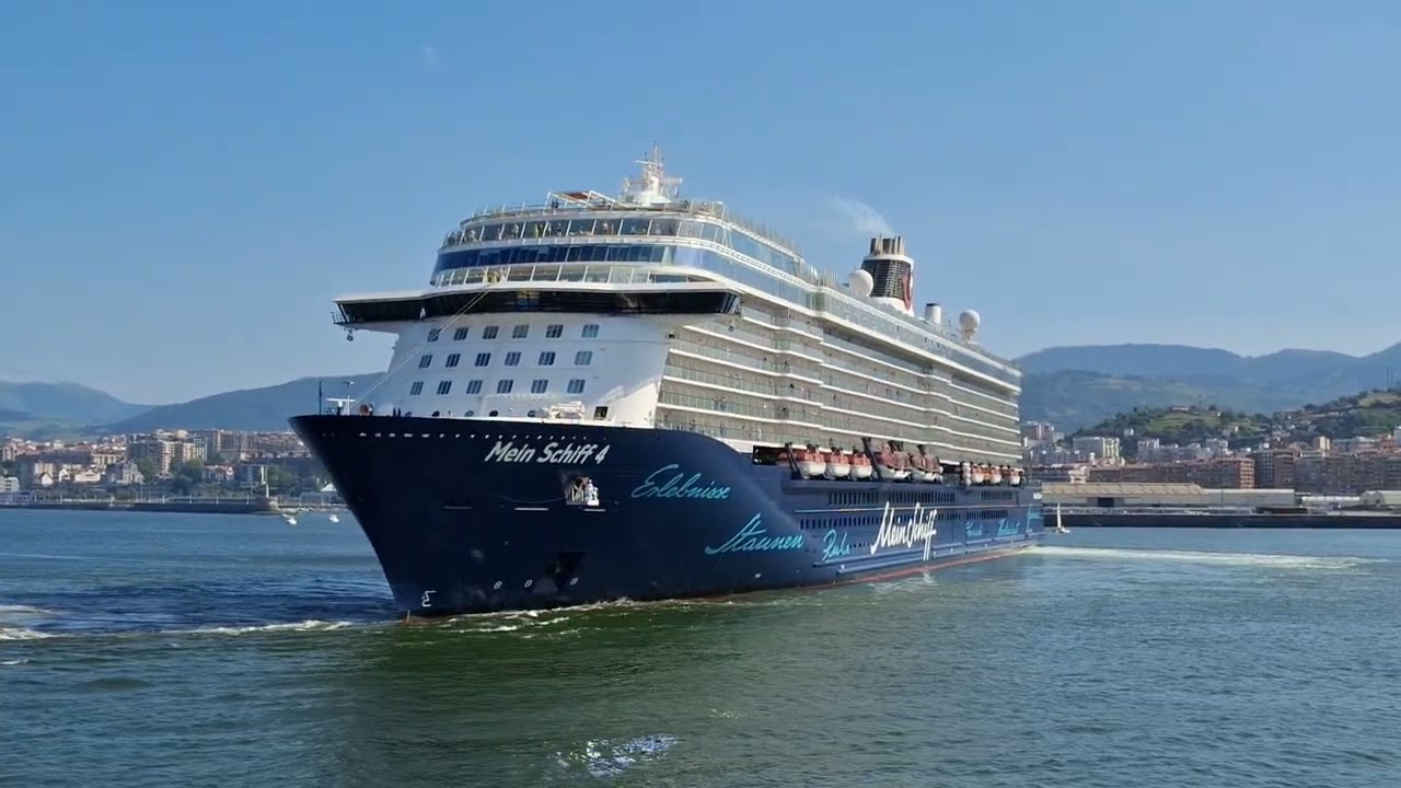 MEIN SCHIFF 4