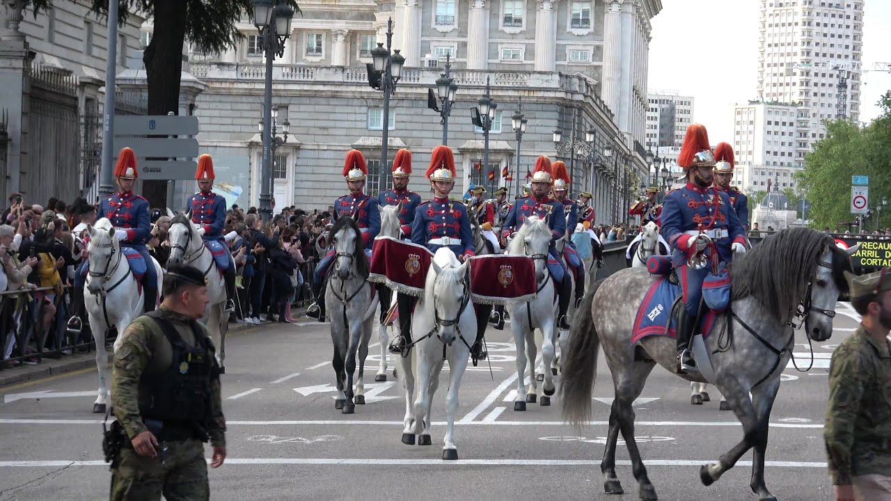 Fiestas del Dos de Mayo 2025: Desfile - Pasacalles de la Retreta Militar por Calles Bailén y Mayor