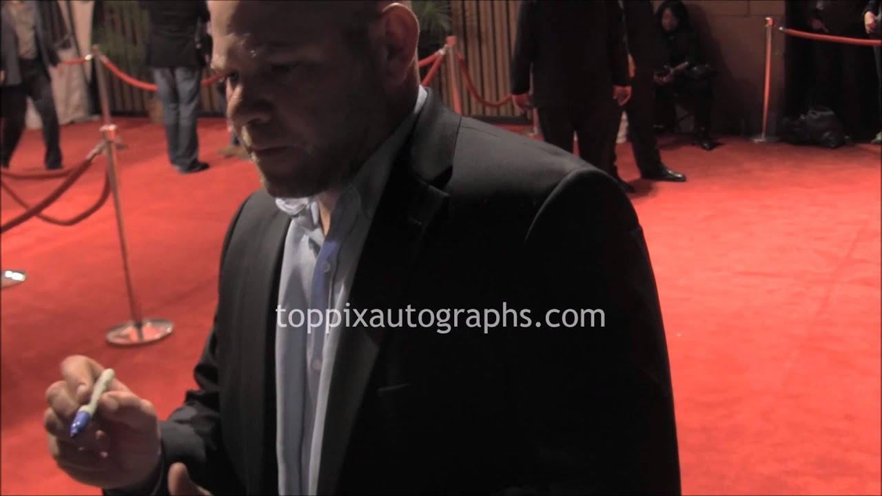 Domenick Lombardozzi - SIGNING AUTOGRAPHS at the 2015 Tribeca Film Festival in NYC