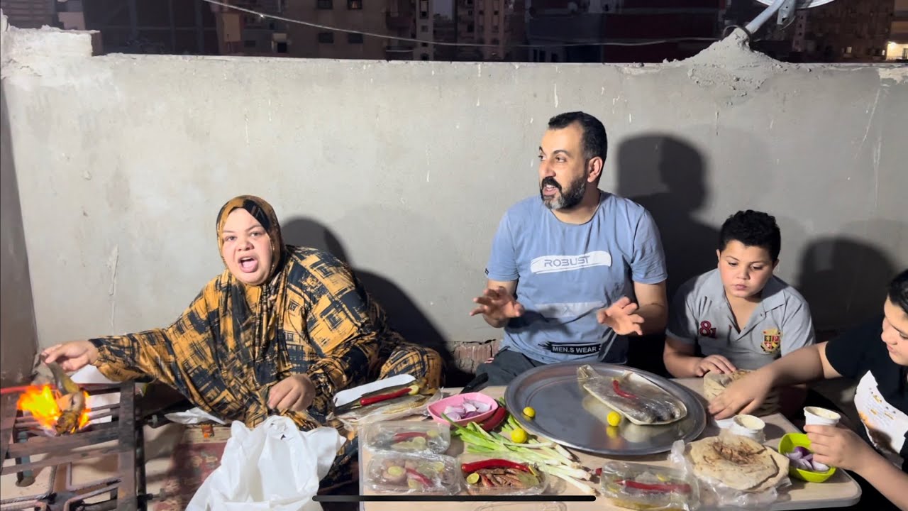 ام جني كرشك كبر من كتر الفسيخ ولا نافع معايه تكميم ولا غيره طب اعمل ايه هو انا مش زيكم اكل واشرب و😜