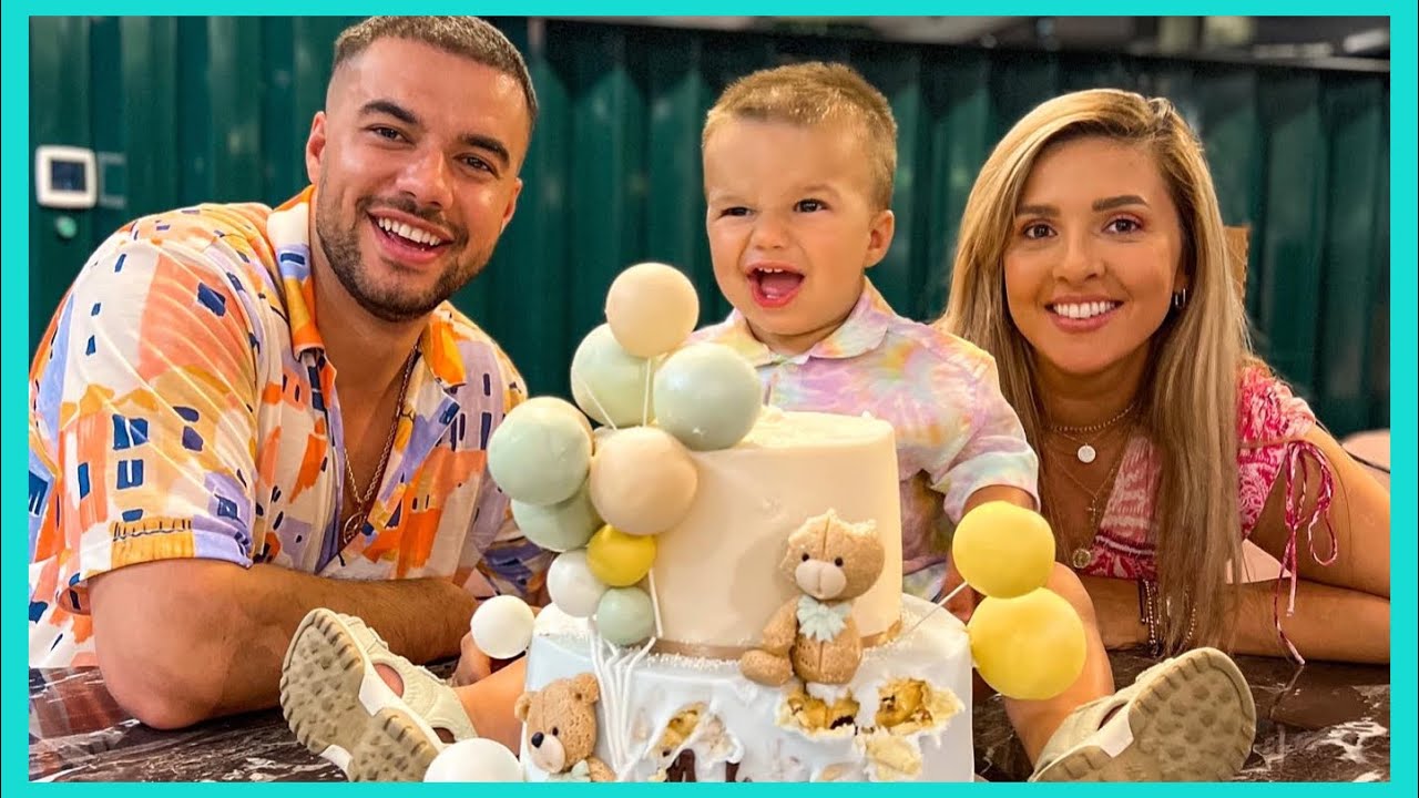 MILAN A ÎMPLINIT UN AN 🤍🧸🎉🎊🎈 CUM NE-AM DISTRAT LA ZIUA LUI? 🎂