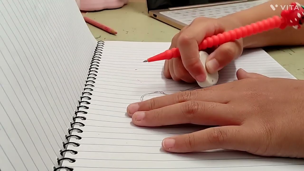 Drawing a random roblox avater (srry for the noise.i tried to block it)