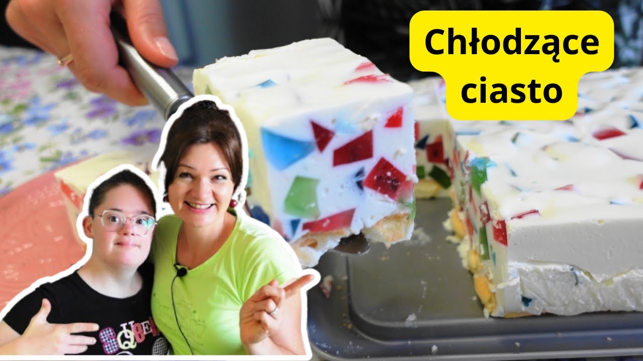 Lekkie i pyszne ciasto bez pieczenia na upalne dni! Przepis na ŚMIETANOWIEC bez jajek i bez mąki