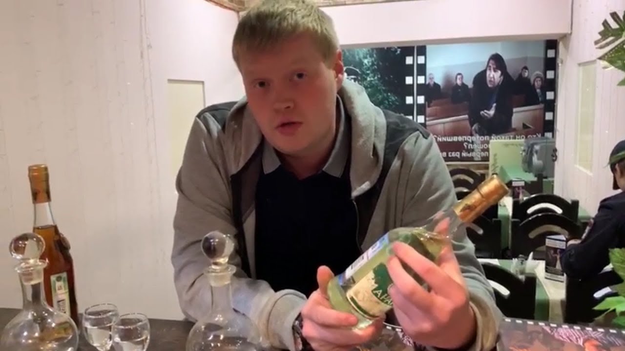 Такую неприязнь к кафе испытываю - кушать не могу!