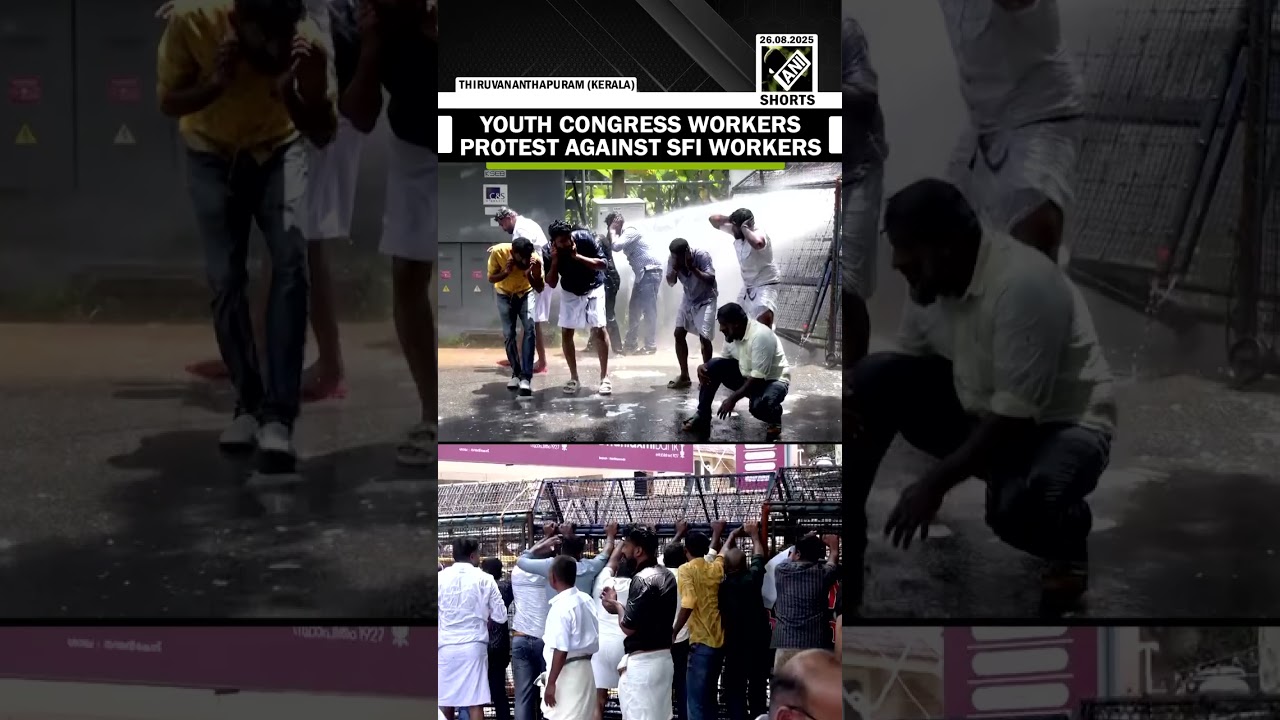 Youth Cong workers protest against SFI workers in Kerala, police disperses them using water cannons