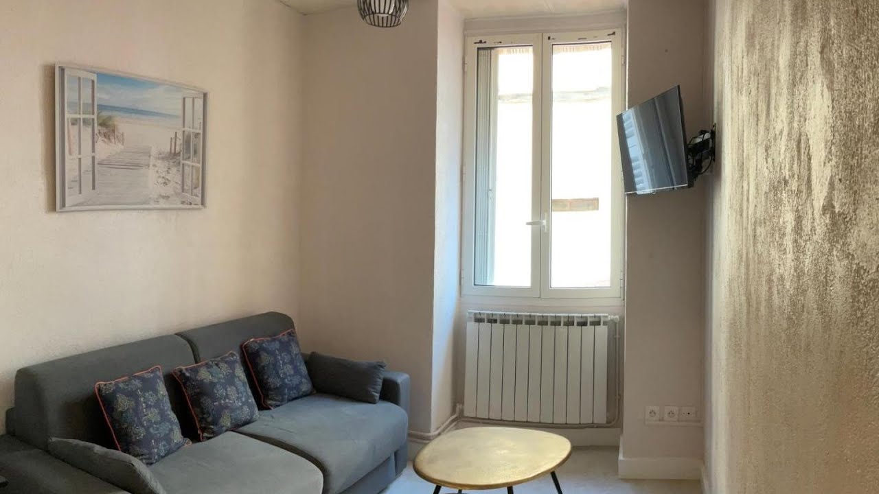 appartement cosy - 2 chambres, situe en Centre Ville | Nice, France | Hotel Review 🏨