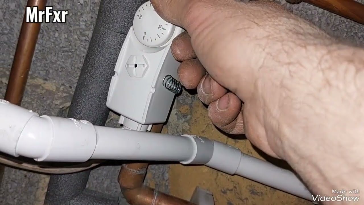 Connecting frost stat and pipe stat to combi boiler ( Ideal Atlantic) loft installation