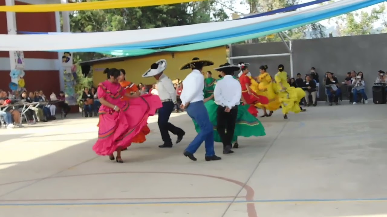 ESFU 6. FESTIVAL 10 DE MAYO. BAILE 