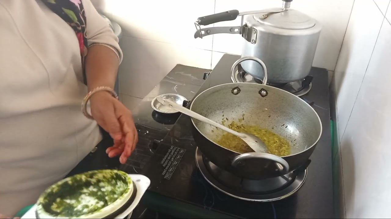 Chole Aloo twist dhania gravy