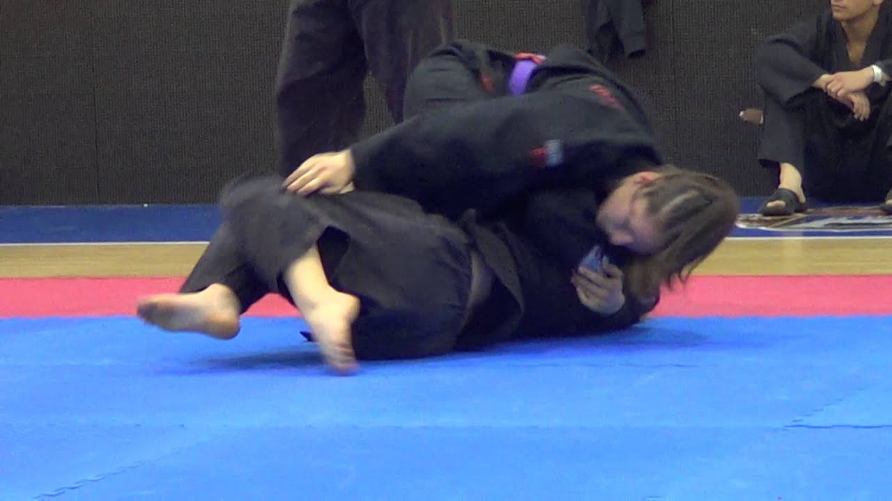 2015 OB. Kov&aacute;cs Alexandra vs  T&ouml;rzs&ouml;k R&eacute;ka, f&ouml;ldharc gi