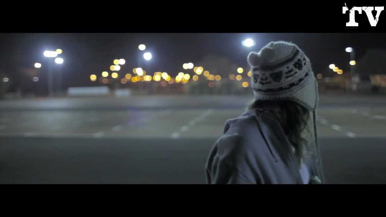 Headstrong feat. Shelley Harland - Here In The Dark (Aurosonic Radio Edit) [MUSIC VIDEO]