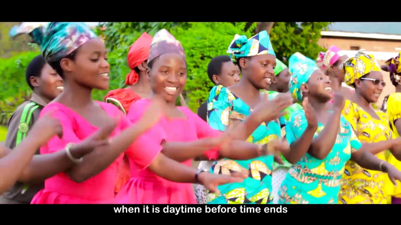 NIMUZE DUKORE by EMAUS Choir ADEPR CYAMBARA Official Video Dir. by Fidele'S