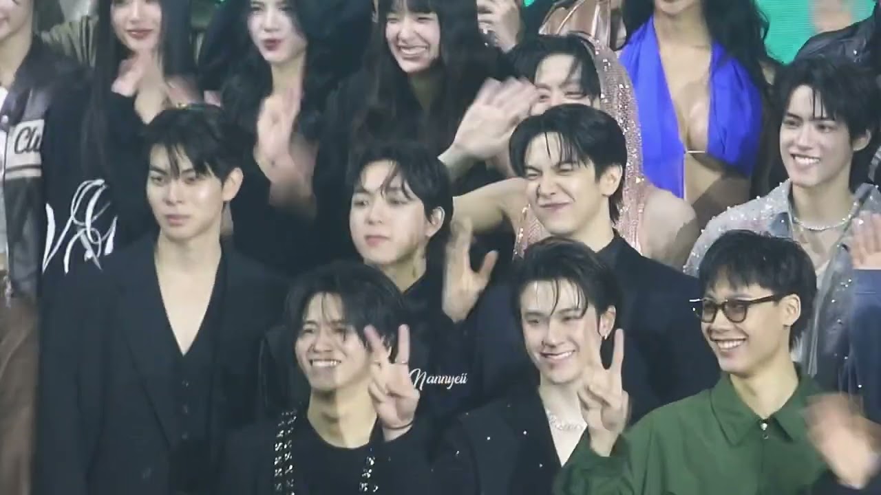 MAXKY BAS 2025-09-07 ถ่ายรูปรวมจบงาน #MchoiceMintAwards2025