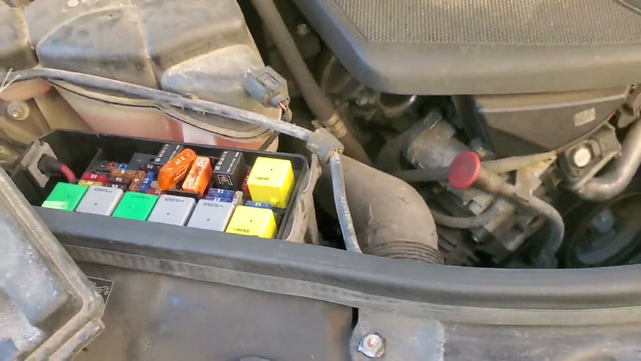 w251 air spring problem r320 r350 mercedes benz pump broken hose blown fuse easy fix