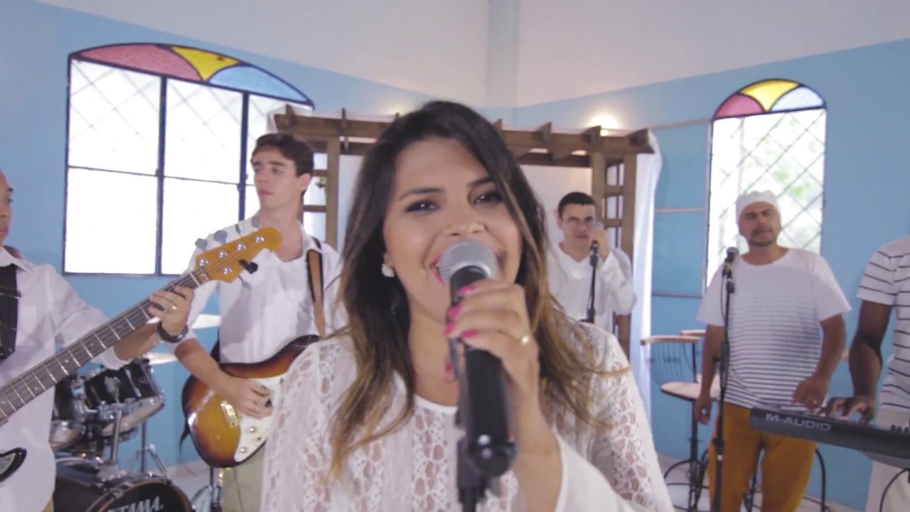 Debaixo de Tuas asas - Comunidade Católica Divina Luz