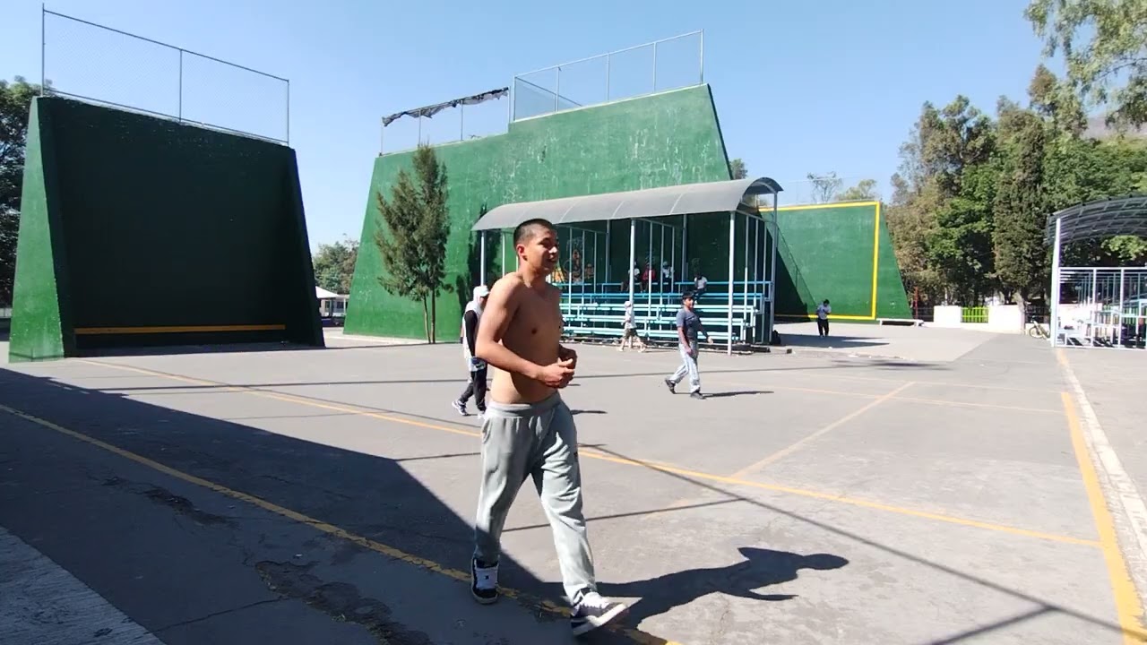 Juanito y pareja para FronVlog y parejota